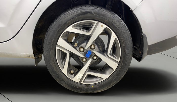 2023 Hyundai AURA SX 1.2, Petrol, Manual, 53,112 km, Left Rear Wheel