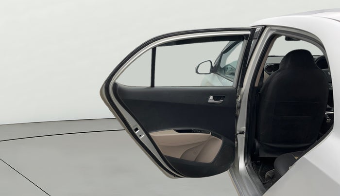 2014 Hyundai Xcent SX 1.2 (O), Petrol, Manual, 1,02,924 km, LHS Rear Door