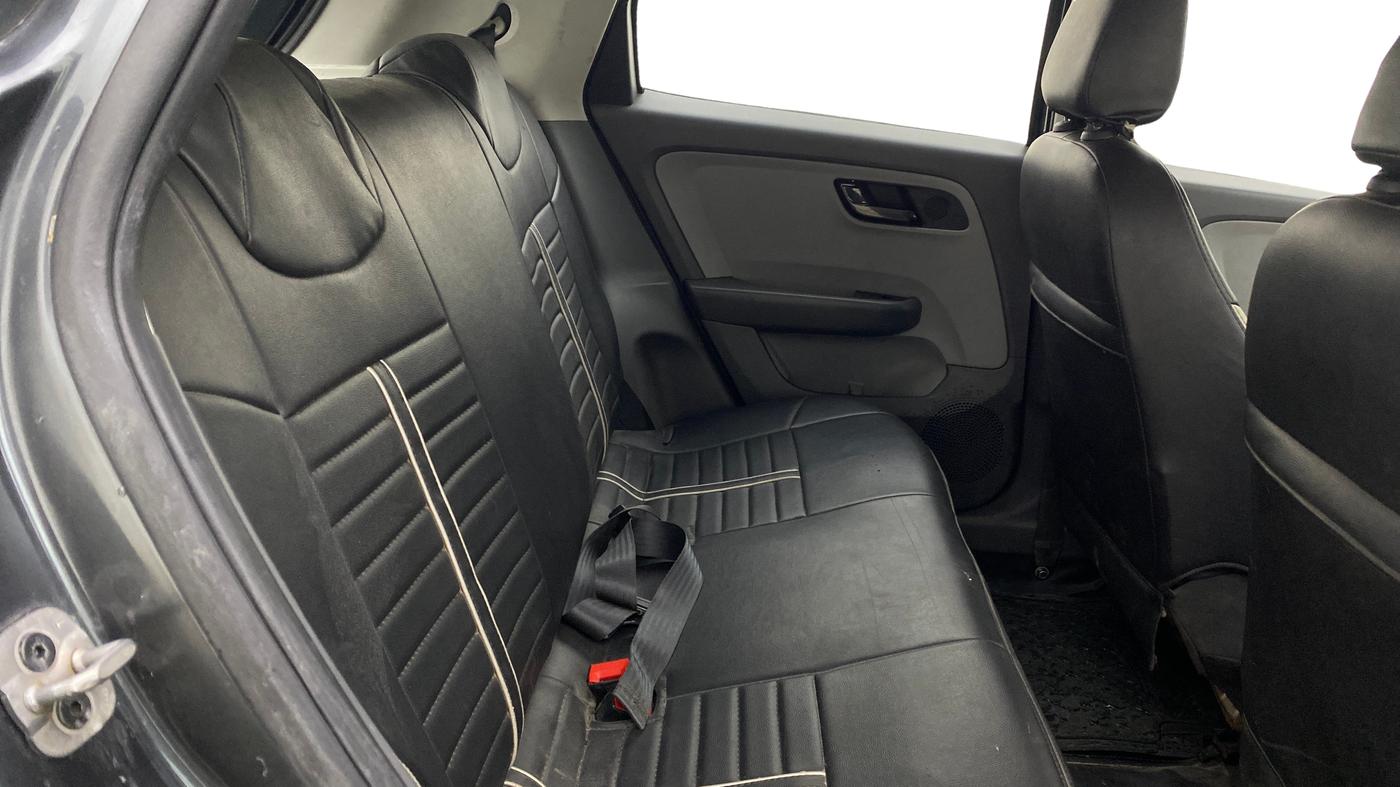 2020 Tata ALTROZ XT PETROL, CNG, Manual, 70,603 km, Right Side Rear Door Cabin