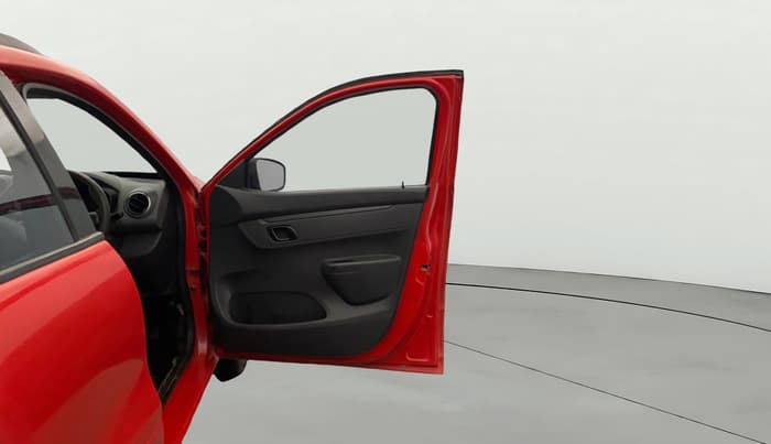 2016 Renault Kwid RXT 0.8, Petrol, Manual, 1,16,802 km, RHS Front Door
