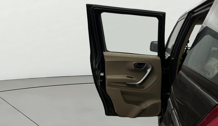 2024 Mahindra BOLERO NEO N10 R, Diesel, Manual, 38,924 km, LHS Rear Door