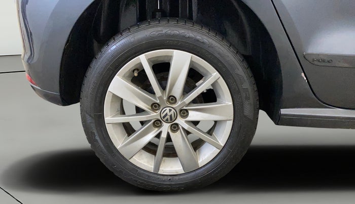 2014 Volkswagen Polo HIGHLINE1.2L, Petrol, Manual, 71,135 km, Right Rear Wheel