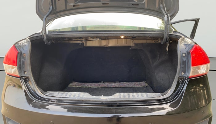 2015 Maruti Ciaz ZDI+ SHVS, Diesel, Manual, 72,810 km, Boot Open Zoomed View