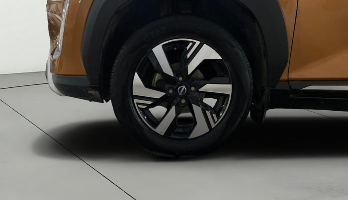 2024 Nissan MAGNITE Tekna B4D 1.0 Petrol MT, Petrol, Manual, 20,841 km, Left Front Wheel