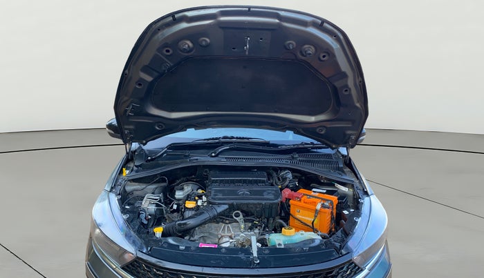 2023 Tata Tiago XT (O) PETROL, Petrol, Manual, 21,677 km, Open Bonet