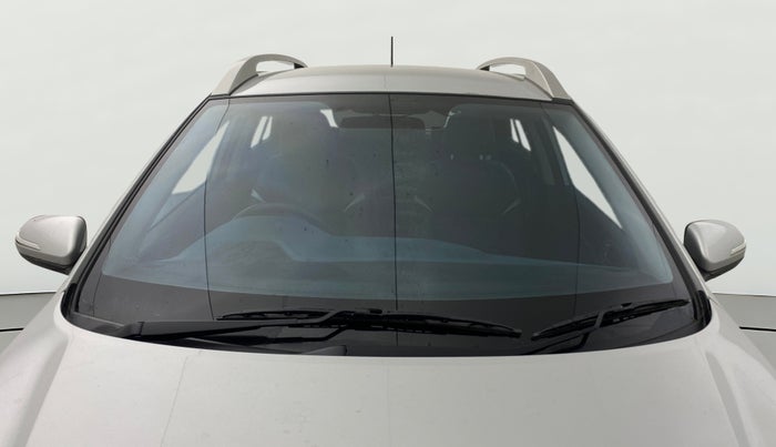 2016 Hyundai i20 Active 1.2 SX, Petrol, Manual, 45,274 km, Front Windshield