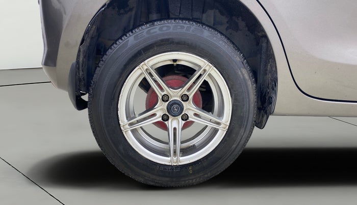 2019 Maruti Swift LXI, Petrol, Manual, 59,574 km, Right Rear Wheel