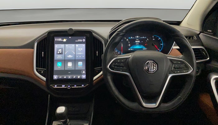 2020 MG HECTOR PLUS SHARP 1.5 PETROL TURBO HYBRID MT 6-STR, Petrol, Manual, 70,261 km, Steering Wheel Close Up