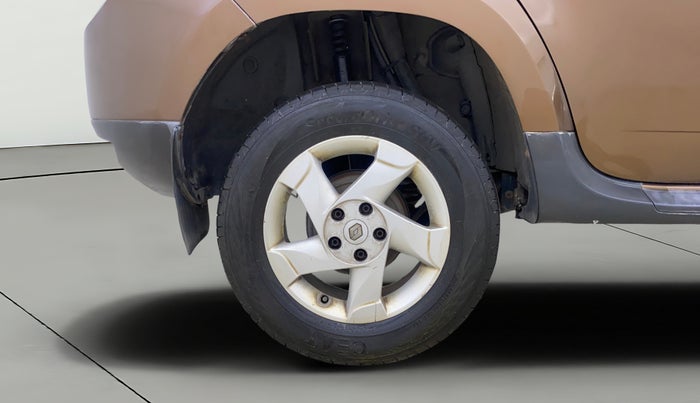 2012 Renault Duster 85 PS RXL DIESEL, Diesel, Manual, 99,303 km, Right Rear Wheel