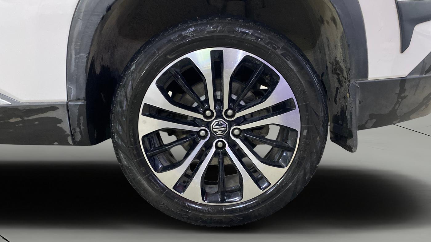 2021 MG HECTOR SHARP HYBRID 1.5 PETROL, Petrol, Manual, 40,268 km, Left Rear Wheel