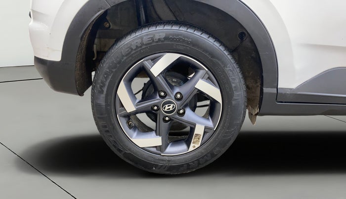 2021 Hyundai VENUE SX (O) 1.5 CRDI, Diesel, Manual, 52,295 km, Right Rear Wheel