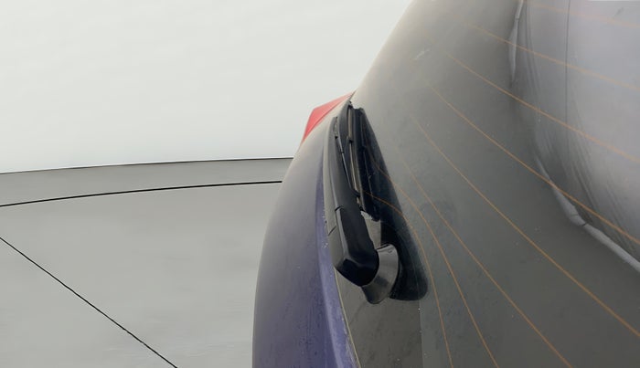 2022 Maruti Swift ZXI PLUS AMT DUAL TONE, Petrol, Automatic, 45,137 km, Rear Wiper