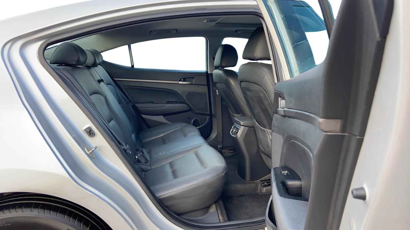 2018 Hyundai New Elantra 2.0 SX(O) AT PETROL, Petrol, Automatic, 1,36,426 km, Right Side Rear Door Cabin