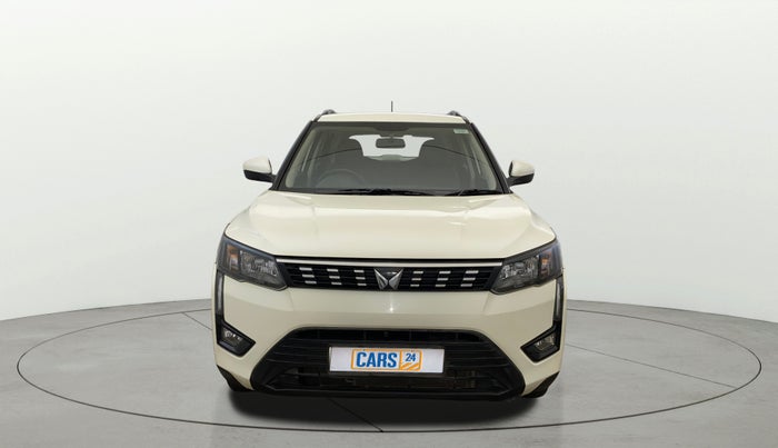 2023 Mahindra XUV300 W6 1.5 DIESEL AMT, Diesel, Automatic, 66,030 km, Front