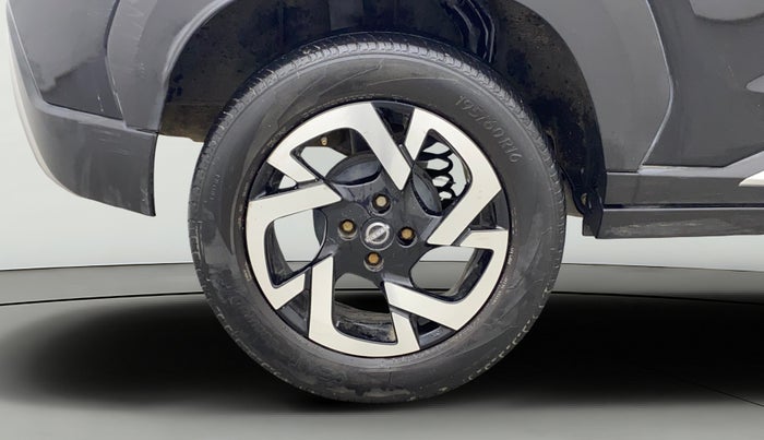 2023 Nissan MAGNITE XV MT, Petrol, Manual, 29,957 km, Right Rear Wheel