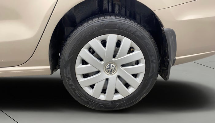 2016 Volkswagen Vento COMFORTLINE 1.6, Petrol, Manual, 57,055 km, Left Rear Wheel