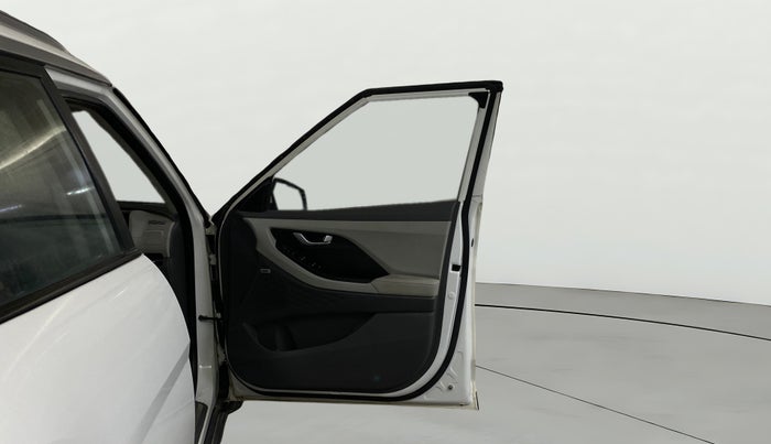 2024 Hyundai Creta SX (O) 1.5 TURBO DCT, Petrol, Automatic, 13,185 km, RHS Front Door