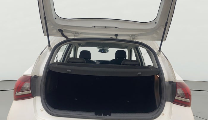 2022 Hyundai NEW I20 ASTA (O) 1.5 CRDI MT, Diesel, Manual, 91,918 km, Boot Open Zoomed View