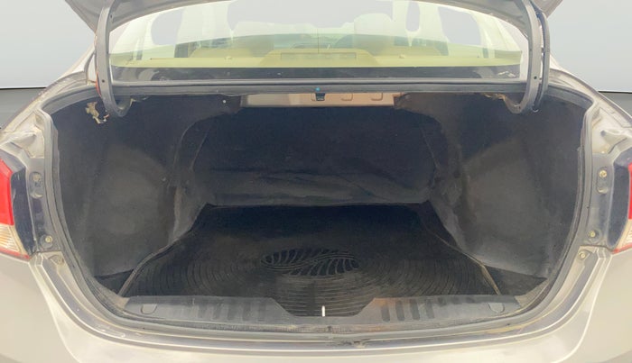 2017 Maruti Ciaz ZXI, Petrol, Manual, 76,249 km, Boot Open Zoomed View