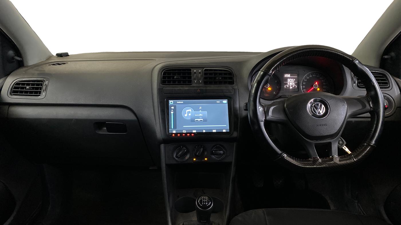 2020 Volkswagen Polo TRENDLINE 1.0L, Petrol, Manual, 91,857 km, Dashboard
