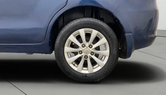2014 Maruti Ertiga VDI, Diesel, Manual, 94,056 km, Left Rear Wheel