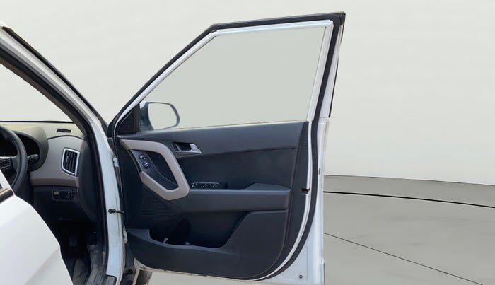 2018 Hyundai Creta SX PLUS 1.6 PETROL, Petrol, Manual, 51,943 km, RHS Front Door