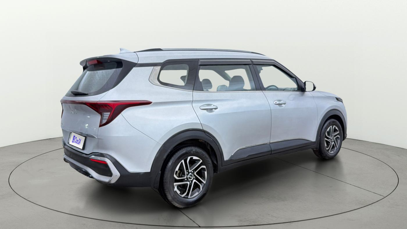 2022 KIA CARENS PRESTIGE PLUS 1.5 DIESEL 7 STR, Diesel, Manual, 1,08,459 km, Right Back Diagonal