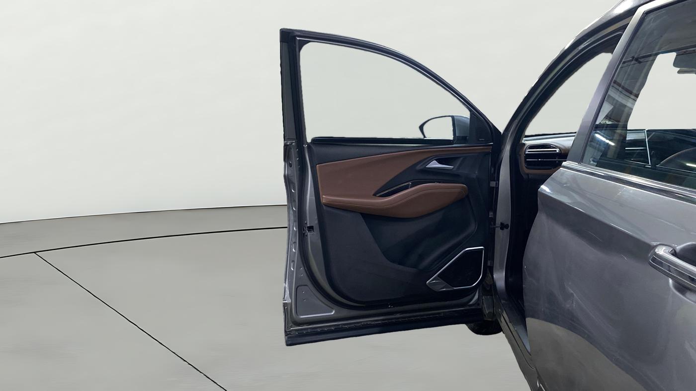 2023 MG HECTOR PLUS SAVVY PRO 1.5 TURBO CVT 7 STR, Petrol, Automatic, 27,208 km, LHS Front Door