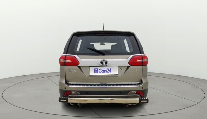 2018 Tata Hexa XT 4X2 7 STR, Diesel, Manual, 92,013 km, Back/Rear
