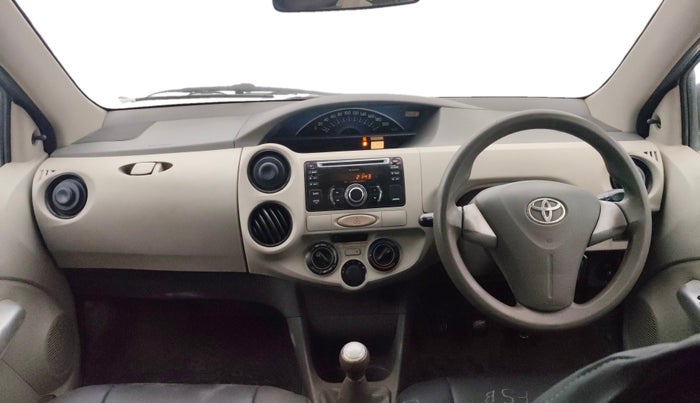 2013 Toyota Etios Liva G, Petrol, Manual, 65,995 km, Dashboard