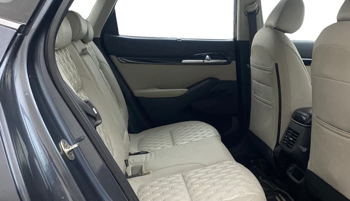 2020 KIA SELTOS HTX IVT 1.5 PETROL, Petrol, Automatic, 1,35,354 km, Right Side Rear Door Cabin