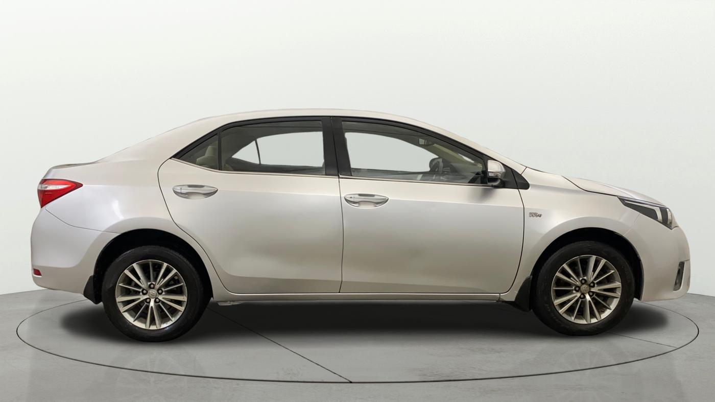 2015 Toyota Corolla Altis VL CVT PETROL, Petrol, Automatic, 81,313 km, Right Side View