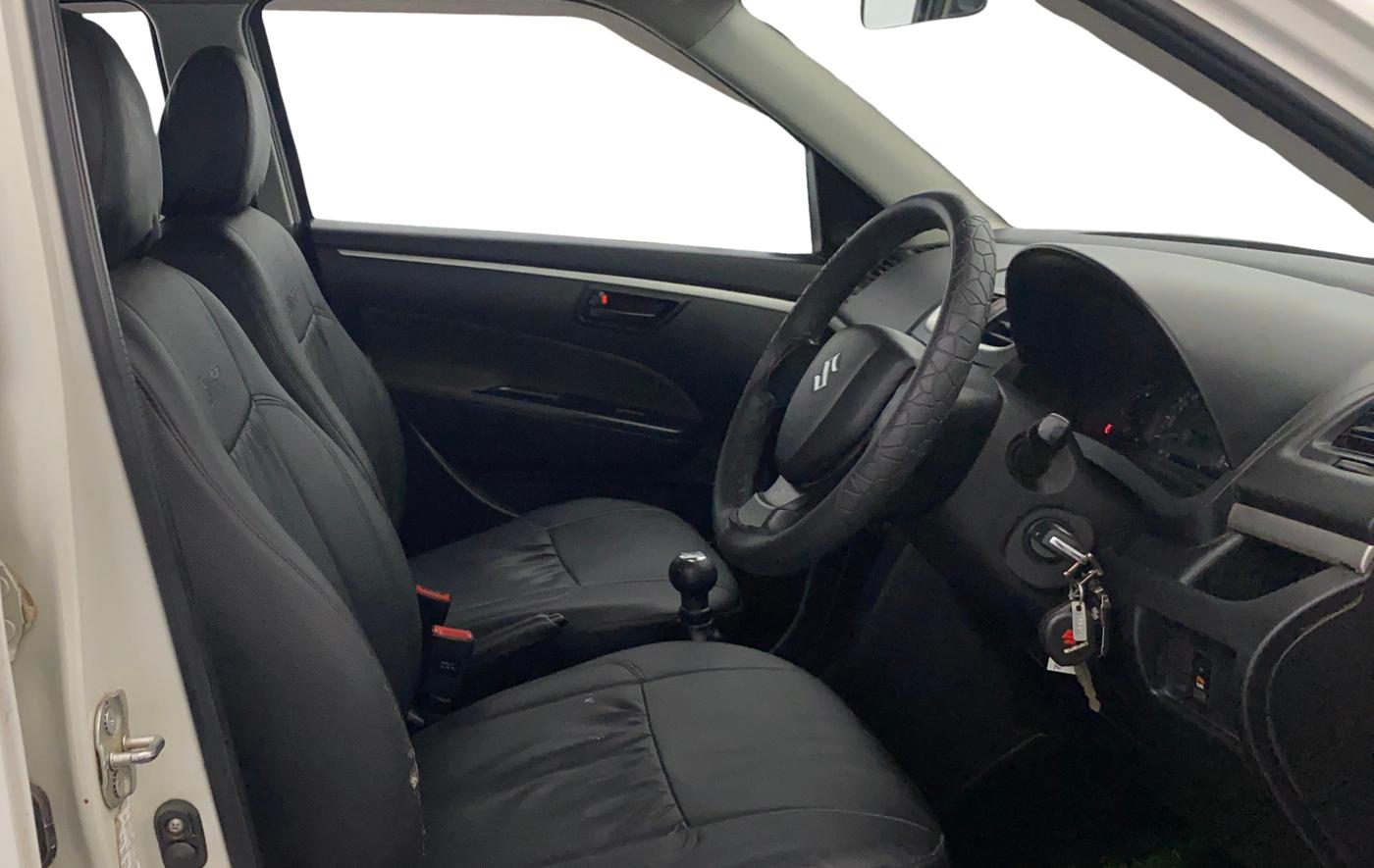 2016 Maruti Swift LXI, Petrol, Manual, 79,542 km, Right Side Front Door Cabin