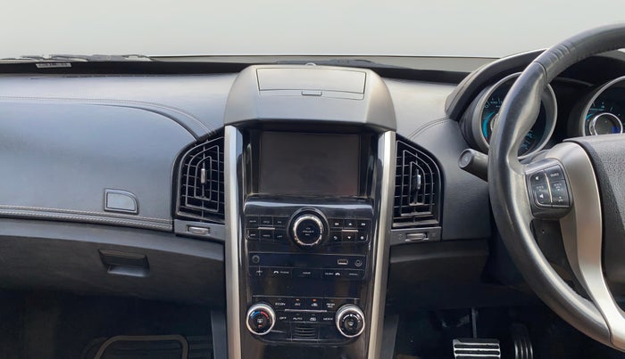 2021 Mahindra XUV500 W11 AT, Diesel, Automatic, 69,965 km, Air Conditioner