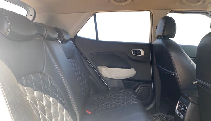 2023 Hyundai VENUE S 1.2, Petrol, Manual, 27,658 km, Right Side Rear Door Cabin