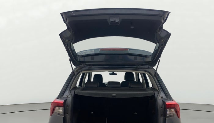 2021 Skoda KUSHAQ STYLE 1.5L TSI DSG, Petrol, Automatic, 61,976 km, Boot Door Open