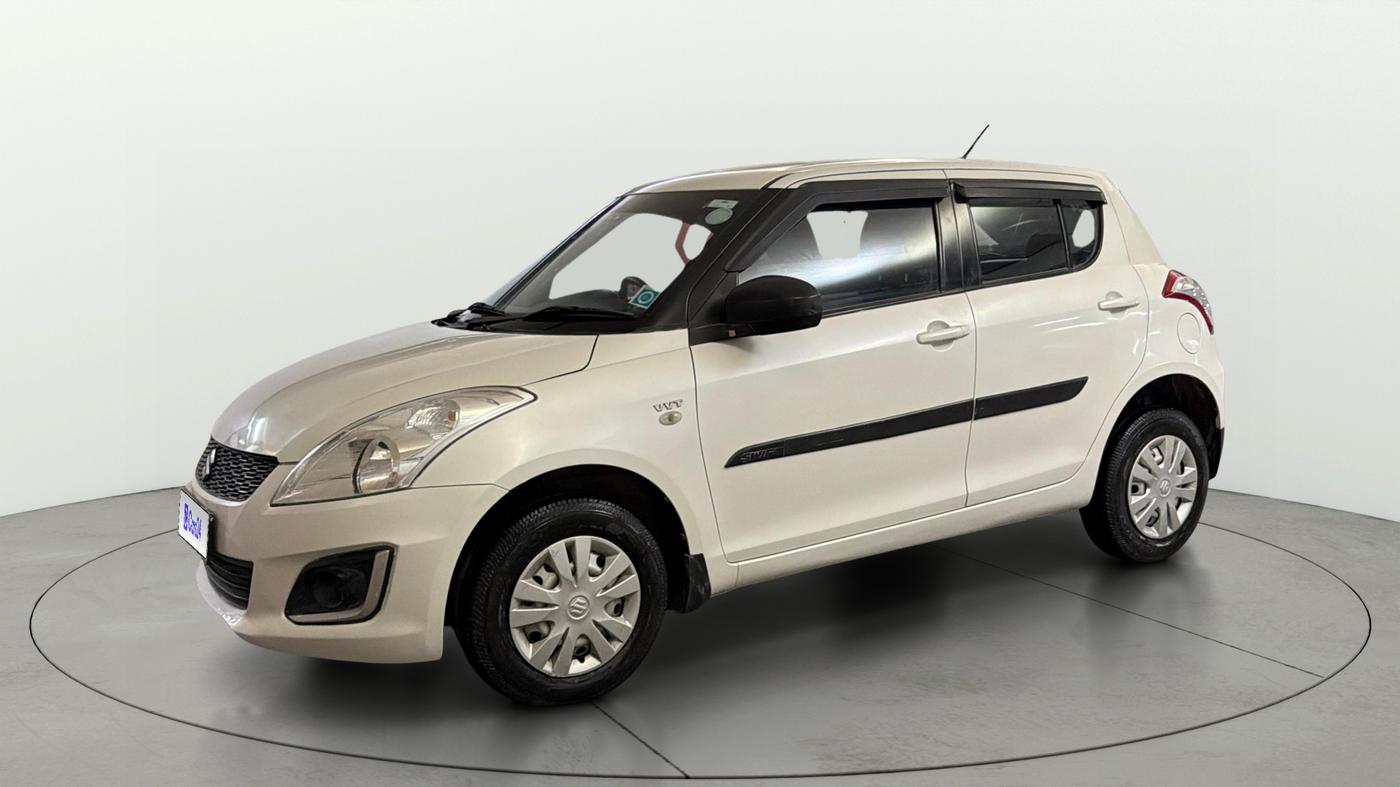 2017 Maruti Swift LXI (O), Petrol, Manual, 31,576 km, Left Front Diagonal
