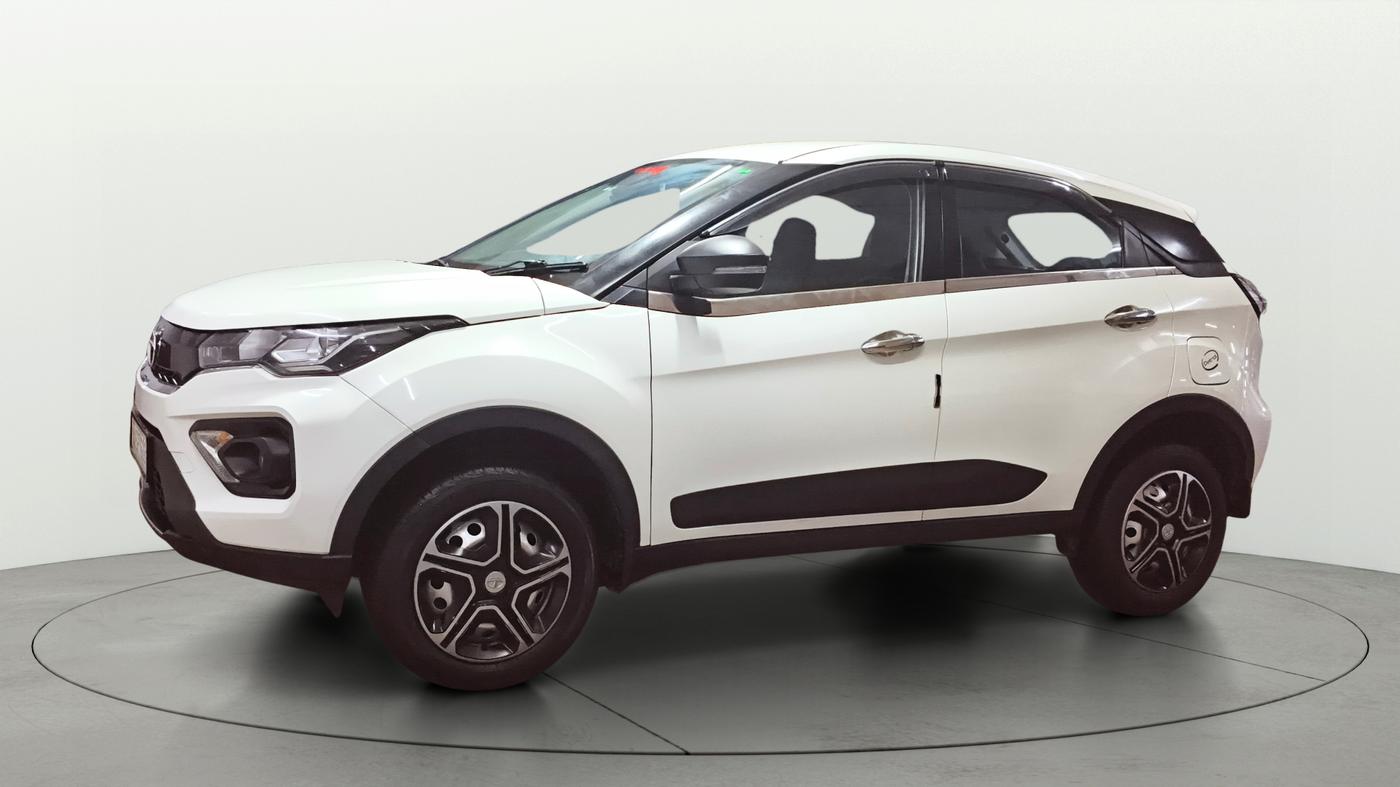 2023 Tata NEXON XE PETROL, Petrol, Manual, 34,899 km, Left Front Diagonal