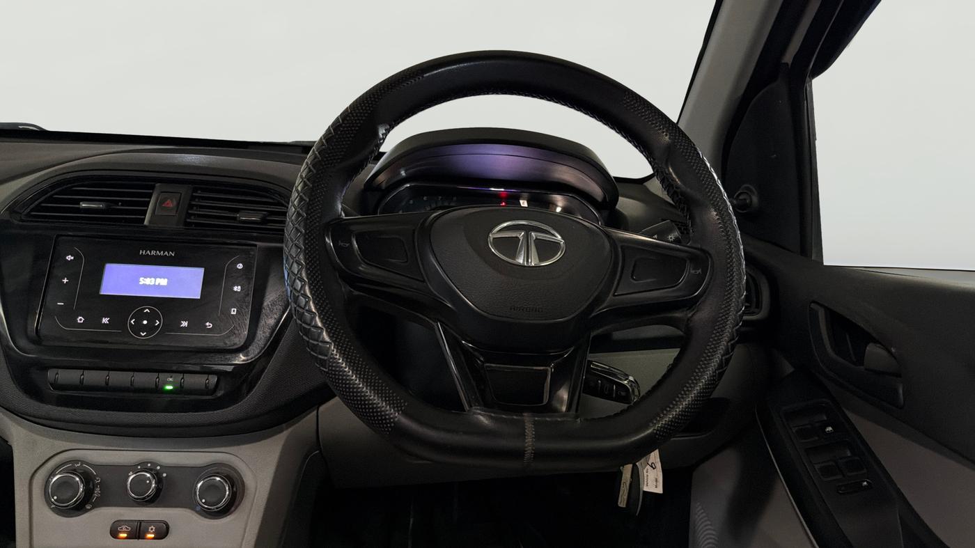 2023 Tata Tiago XM CNG, CNG, Manual, 52,858 km, Steering Wheel Close Up