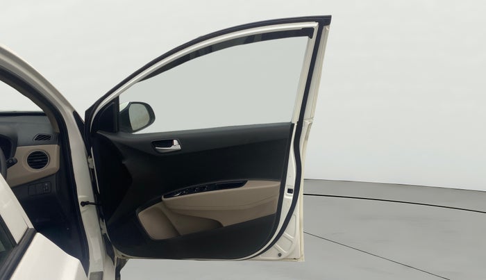 2018 Hyundai Grand i10 SPORTZ (O) AT 1.2 KAPPA VTVT, Petrol, Automatic, 37,434 km, RHS Front Door