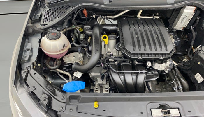 2021 Volkswagen Polo TRENDLINE 1.0L, Petrol, Manual, 30,437 km, Engine View - Right