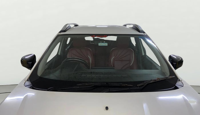 2022 Renault Kiger RXT (O) MT, Petrol, Manual, 25,156 km, Front Windshield