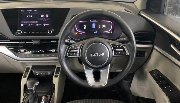 2022 KIA CARENS PRESTIGE PLUS 1.4 PETROL DCT 7 STR, Petrol, Automatic, 49,964 km, Steering Wheel Close Up