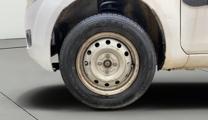 2012 Maruti Ritz LXI, Petrol, Manual, 1,47,829 km, Left Front Wheel