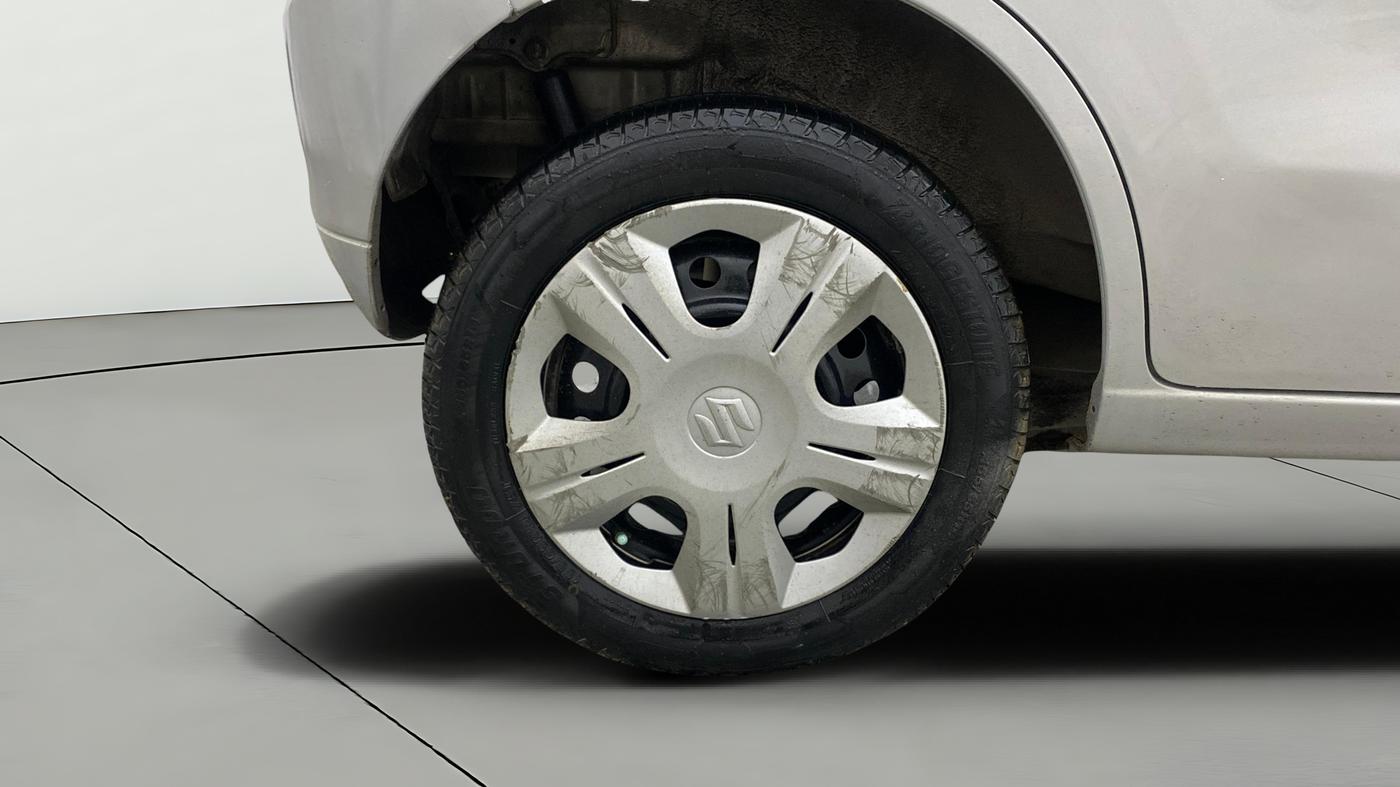 2018 Maruti Wagon R 1.0 VXI AMT, Petrol, Automatic, 71,613 km, Right Rear Wheel