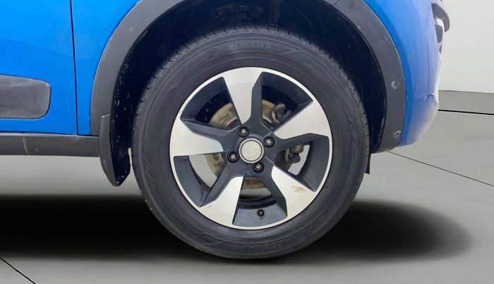 2019 Tata NEXON XZ PLUS PETROL DUAL TONE, Petrol, Manual, 63,944 km, Right Front Wheel