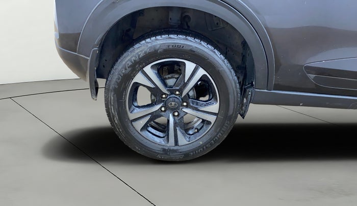 2024 Tata NEXON Fearless Plus S 1.2 Revotron 7DCA Dark Edition, Petrol, Automatic, 37,551 km, Right Rear Wheel