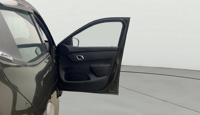 2019 Renault Kwid RXT 1.0 AMT, Petrol, Automatic, 29,160 km, RHS Front Door