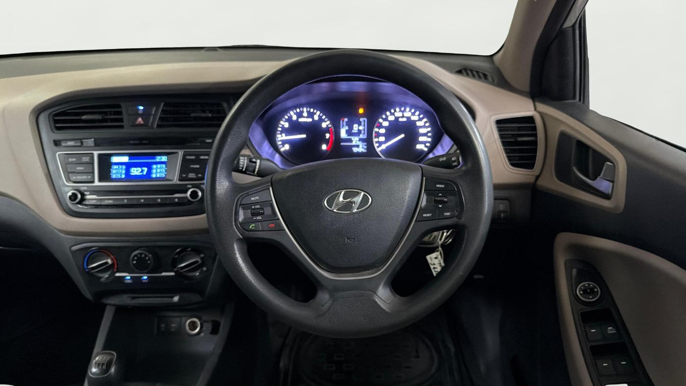 2015 Hyundai Elite i20 MAGNA 1.2, Petrol, Manual, 70,417 km, Steering Wheel Close Up
