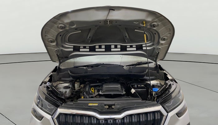 2021 Skoda KUSHAQ STYLE 1.0L TSI AT, Petrol, Automatic, 95,540 km, Open Bonet